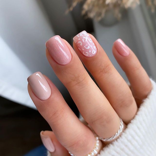 Basic semi-permanent nail course (English/Spanish)